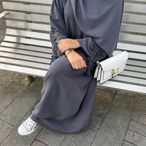 2件层准备穿头巾femme complet和khimar set abaya