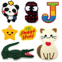 Écussons personnalisés en chenille 3D, lettres brodées en tissu éponge, badges universitaires moelleux thermocollants pour vestes et sweats à capuche