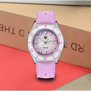 Reloj de Pulsera para Mujer San Martin SN0151 2026 de 32.5mm, Elegante y Lujoso, Reloj de Cuarzo, Esfera Guilloché MOP, Zafiro, Resistente al Agua 200m - Product Image 3