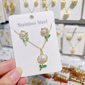 Juego de Joyería para Mujer, Aretes y Collar, Zirconia, Cobre, Acero Inoxidable, Diseño Clásico en Forma de Corazón, Ligero, para Regalo - Product Image 3