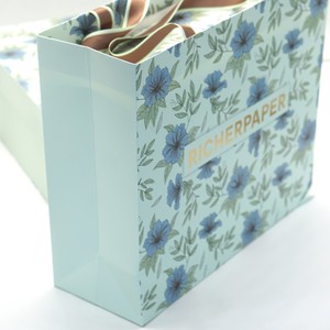 Bolsa de Papel Gruesa Reciclable para Regalos y Compras con Logotipo Personalizado, Nueva Llegada - Product Image 4