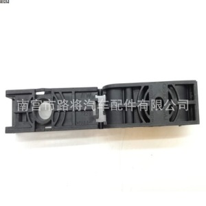 Abrazadera de nailon 4G0201190B para tuberías de vehículos Audi y Volkswagen, accesorio para conductos rígidos - Product Image 2