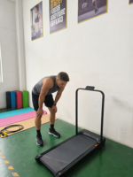 Équipement de gym à domicile unisexe, tapis de course VR durable avec station d'entraînement pectoral, moteur électrique de bonne qualité pour l'entraînement, produit très vendu
