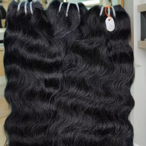 100% extensions de cheveux humains indiens alignés sur les cuticules brutes non traitées ondulées faisceaux de tissage couleur claire vendeur de cheveux naturels bruts - Product Image 1