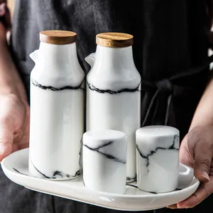 400ML Ceramic Kitchen Oil Bottle Porcelain Soy Sauce Vinegar Cruet Storage Olive Oil Dispenser Bottle Pepper Shaker