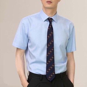 Vente en gros de chemises formelles personnalisées pour hommes, <span class=keywords><strong>sans</strong></span> <span class=keywords><strong>repassage</strong></span> <span class=keywords><strong>Chemise</strong></span> professionnelle à manches courtes élastique et coupe ajustée résistante aux plis - Product Image 1