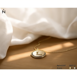 Collar con Colgante Inicial Z, Chapado en Oro de 18K, con Diamantes, Corte Brillante Redondo, Engaste en Bisel, Joyería Fina Clásica Unisex - Product Image 3