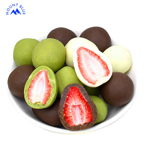High-quality Delicious Freeze Dried Strawberry Candy White <strong>Chocolate</strong> Flavors Customiztion Sweet Freeze Fruit <strong>Chocolate</strong> Candy - Product Image 1