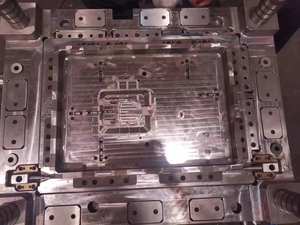 Fabricant rapide de prototypage et d'outillage en Chine pour les moules en plastique d'injection - Product Image 6