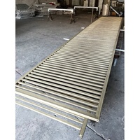 Décoration de l'hôtel intérieur carré tube persienne cloison Aluminium Bois Profilé Aluminium Profilés Aluminium Catalogue Fabricant