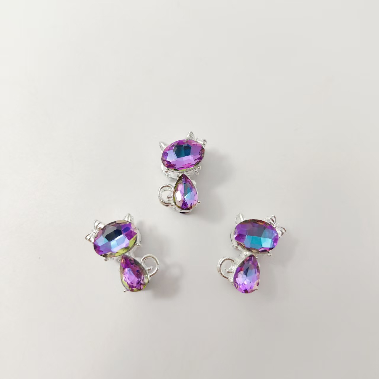 Diamant mixte bleu-violet plaqué argent