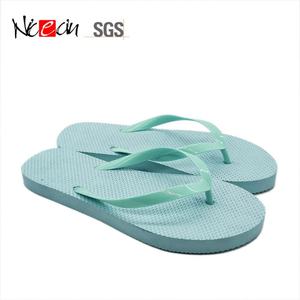 Tongs roses de haute qualité avec lanière en PVC brillant pour femme – Sandales de plage antidérapantes pour l'été – Vente en gros à prix réduit - Product Image 2