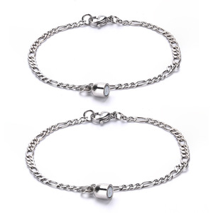 Chaîne cubaine non ternie en acier inoxydable aimant <span class=keywords><strong>Couple</strong></span> <span class=keywords><strong>Bracelet</strong></span> paire bijoux hommes et femmes <span class=keywords><strong>Bracelet</strong></span> cadeau de noël en gros - Product Image 3
