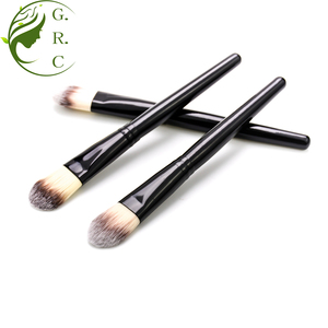 <span class=keywords><strong>Pinceau</strong></span> de maquillage <span class=keywords><strong>Kabuki</strong></span> plat sur mesure pour le visage, en gros, marque privée, poils synthétiques, fond de teint, anticernes, blush, poudre - Product Image 3