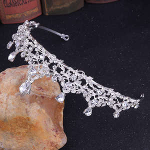 Plein strass étincelant couronne fleurs creux mariée mariage couronne coiffure princesse couronne couleur unie cristaux alliage diadèmes - Product Image 4