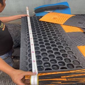 Công nghiệp Tốc độ va chạm bánh xe cao su dừng lại giao thông bãi đậu xe khối tốc độ vết sưng đoạn đường nối cho bãi đậu xe an toàn chịu thời tiết tốc độ vết sưng - Product Image 3