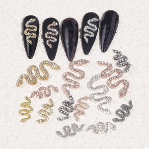 Grandes breloques pour ongles en forme de serpent, en alliage métallique argenté, or rose, noir, avec strass, décorations 3D pour fournitures de nail art - Product Image 3