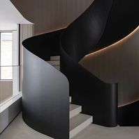 Escalier incurvé en marbre pour intérieur de maison, escalier incurvé en pierre naturelle, escalier en marbre blanc, grand escalier