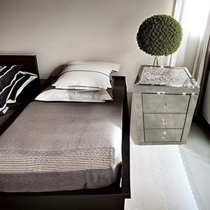 Crushed Diamond Sparkle Blingbling Silver Bevel Edge Crystal 3 Drawer Living Room <strong>Bedside</strong> Cabinet <strong>Console</strong> <strong>Table</strong> - Product Image 4