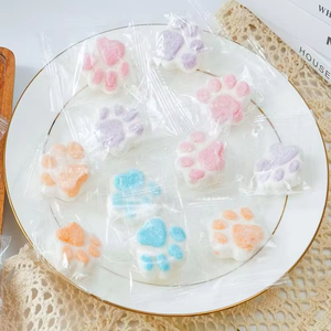 Bonbons fruités en forme de griffes de chat rose, doux et moelleux, emballés individuellement, pour cadeau de fête, en sachet. - Product Image 4