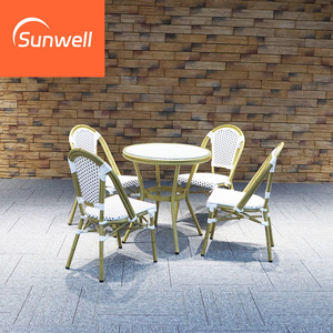 Nhà Máy Giá Xếp Chồng Lên Nhau Patio Pháp Phong Cách Wicker Mây Ghế <span class=keywords><strong>Paris</strong></span> Tre Ngoài Trời Đồ Nội Thất Sân Vườn Bistro Bảng Ăn Bộ - Product Image 1