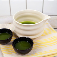 Bol à matcha en céramique avec bec verseur, Chawan blanc pour mélanger et verser le thé matcha, compatible lave-vaisselle
