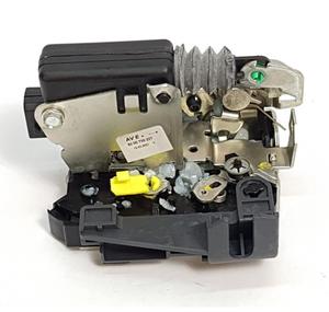 Attuatore Serratura Porta Anteriore Sinistra 2 Pin 8200735227 per Renault <span class=keywords><strong>Dacia</strong></span> <span class=keywords><strong>Duster</strong></span> <span class=keywords><strong>Sandero</strong></span> - Product Image 1