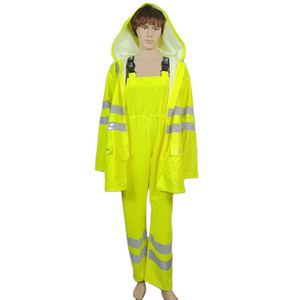Pêcheur durable personnalisé PU/PVC imperméable travail imperméable veste avec pantalon à bavette pêche commerciale combinaison <span class=keywords><strong>de</strong></span> <span class=keywords><strong>pluie</strong></span> équipement <span class=keywords><strong>de</strong></span> mauvais temps - Product Image 6