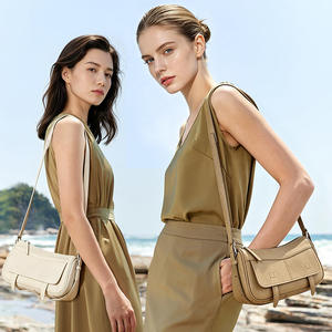 กระเป๋าหนังแท้ AndoBag รุ่นใหม่ กระเป๋าสะพายข้างสำหรับผู้หญิง สาวๆ ใช้เดินทาง ทำงาน สะพายไหล่ สะพายใต้วงแขน ใช้ได้ทุกวัน - Product Image 2