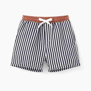 Maillots de bain assortis pour la famille, ensemble bikini deux pièces, imprimé floral, vêtements de plage, maillots de bain pour femmes et hommes, ensemble de 5 pièces - Product Image 5