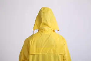 Polyester imperméable réutilisable de haute qualité PVC jaune imperméable long imperméable LOGO Customs Color