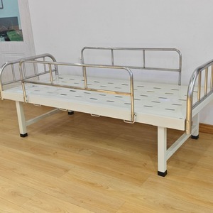 Lit médical manuel à plateau plat en acier inoxydable blanc pour clinique, hôpital et chambre à coucher, structure au sol - Product Image 4