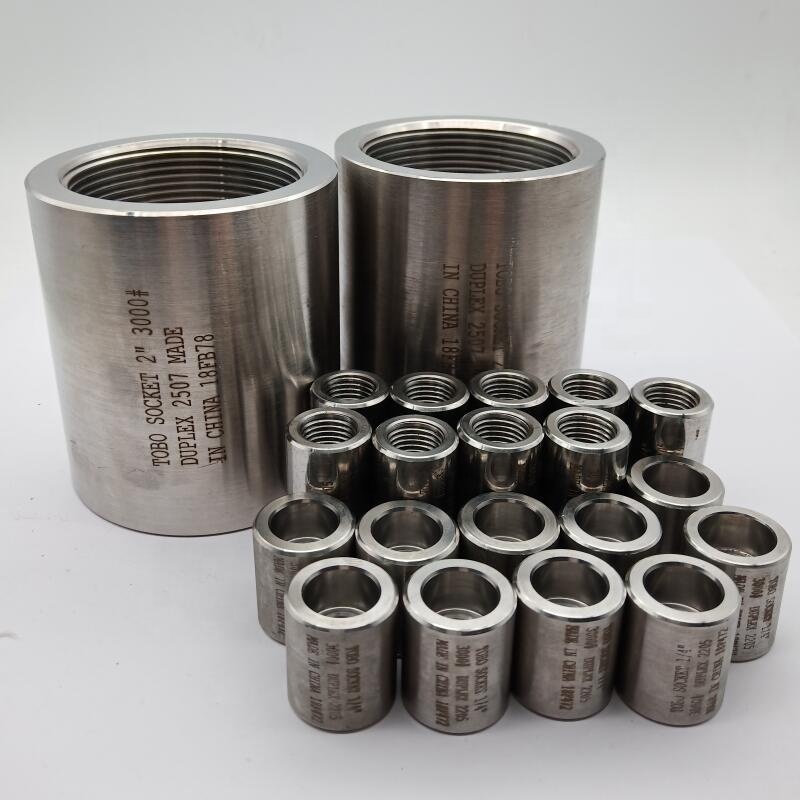 Butt Welding A815 UNS S32205 Pipe Coupling Fittings