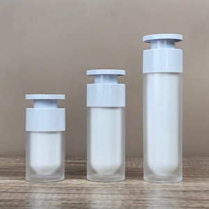 บรรจุภัณฑ์เครื่องสำอาง ขวดโลชั่นแบบปั๊มสุญญากาศสุดหรู ขวดพลาสติกสำหรับผลิตภัณฑ์บำรุงผิวหน้า รองพื้น 30 มล. 50 มล. ขวดปั๊มสุญญากาศ - Product Image 1