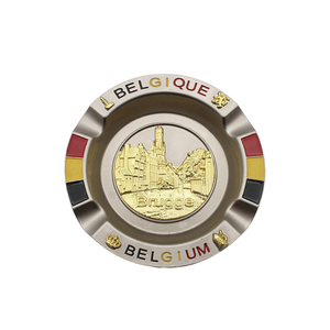 Recuerdo de Cenicero de metal belga personalizado con diseño emblemático de Brujas y Bruselas para turistas y coleccionistas - Product Image 2