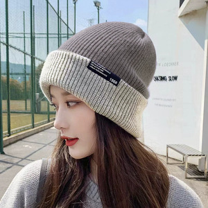 Chapeau <span class=keywords><strong>de</strong></span> voyage unisexe en tricot chaud d'hiver, en Spandex/Coton Jacquard, double face, avec protection des oreilles, motif lettres, design décontracté - Product Image 1
