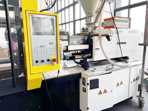 Máquina de moldeo por inyección de BS120-III, 120T, para perros y gatos - Product Image 6