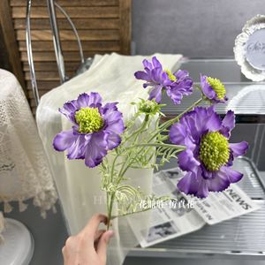 Arreglo Floral <span class=keywords><strong>de</strong></span> 3 Cabezas <span class=keywords><strong>de</strong></span> Crisantemo Artificial y Seda <span class=keywords><strong>de</strong></span> Pino para Decoración del Hogar, Bodas y Fotografía - Product Image 2