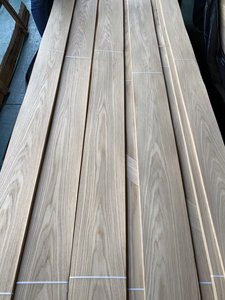 Chapa de Madera de Nogal Negro Americano Natural de 0.5mm al por Mayor, Textura de Corona Cortada en Rodajas, Diseño Europeo, Contrachapado Resistente al Agua, Elegante - Product Image 5