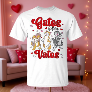 T-shirt Gatos Before Vatos Valentine Cats, girocollo bianco, unisex, per adulti, a maniche corte, con stampa digitale, promozionale - Product Image 2
