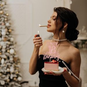 Plaque décorative pour gâteau avec style de <span class=keywords><strong>texte</strong></span> rose étincelant et poteau en bois, thème anniversaire 16/18 <span class=keywords><strong>ans</strong></span>, 40 <span class=keywords><strong>ans</strong></span>, Joyeux retraite - Product Image 4