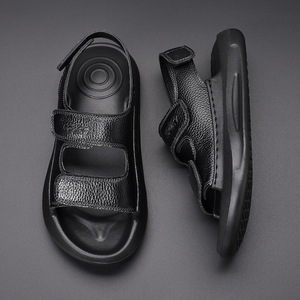 Sandalias de verano con velcro para hombre, suela plana y gruesa, color blanco, para conducir, para playa, para jóvenes de 18 a 40 años - Product Image 2