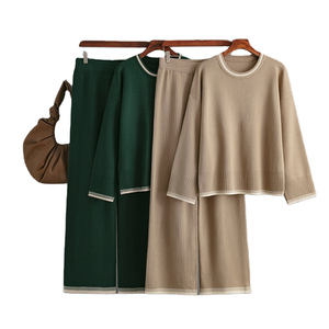 Setelan Sweater wanita, atasan lengan panjang leher bulat warna polos, celana rajut kaki lebar, Set Sweater kasual untuk musim dingin - Product Image 1