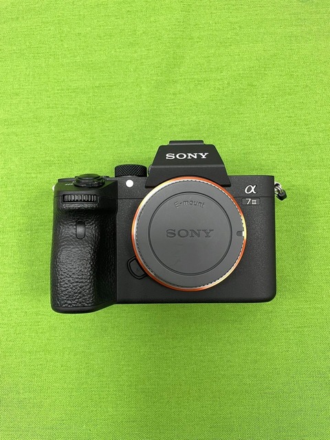Good Condition Used A7 Mark III 24.2MP 4k Video Recording Professional Mirrorless Camera