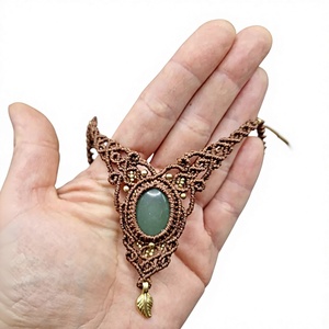 Collar de cadena de bambú con macramé marrón de aleación de zinc hecho a mano al por mayor, estilo bohemio, con hoja dorada, regalo para mujer - Product Image 1
