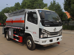Camion-citerne spécialisé pour le transport de méthanol et d'éthanol - Product Image 4