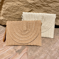 Sac bandoulière tressé artisanal en paille et corde de papier avec pompon, sac de plage d'été, pochette décontractée pour femme