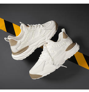 Son modernos, ligeros y transpirables. Los zapatos para hombre son calzado deportivo y para correr que es moderno, versátil y casual. - Product Image 4