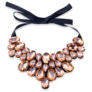 Collier ras du cou tendance pour enfants en alliage de zinc avec grand cristal, motif floral de luxe, chaîne à maillons et ruban, bijoux en strass - Product Image 4