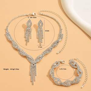Top-ranking producten Mode Kristal Dames Bruiloft Accessoires Bruidssieraden Strass Ketting & Oorbellen Set Nieuw - Product Image 3